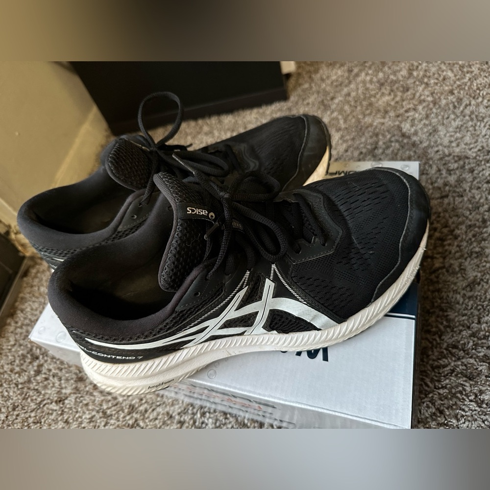 ASICS Men shoes